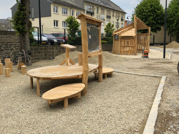 AIRE DE JEUX ECOLE STRASSEN