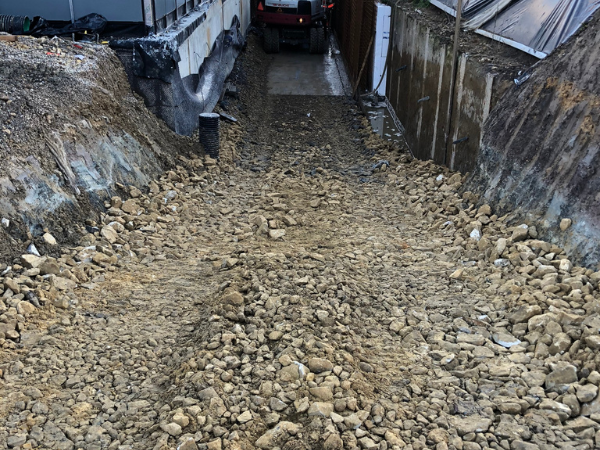 Aménagements extérieurs de l'immeuble de bureau à Gonderange (11)